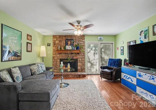 Photo 3 of Townhouse for sale at 1535 S Point Rd, Belmont, NC 28012 | MLS# 4396717 | Listing updated on 2026-09-28