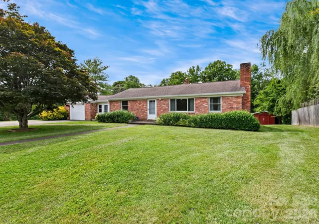 4th image of 49 Hickory Tree Rd, Asheville, NC 28805 | MLS# 4396718