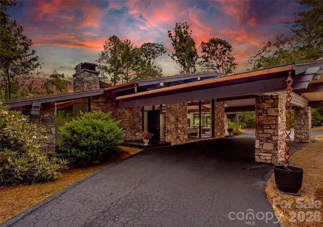 1st image of 3 Holly Hill Rd, Asheville, NC 28803 | MLS# 4396733