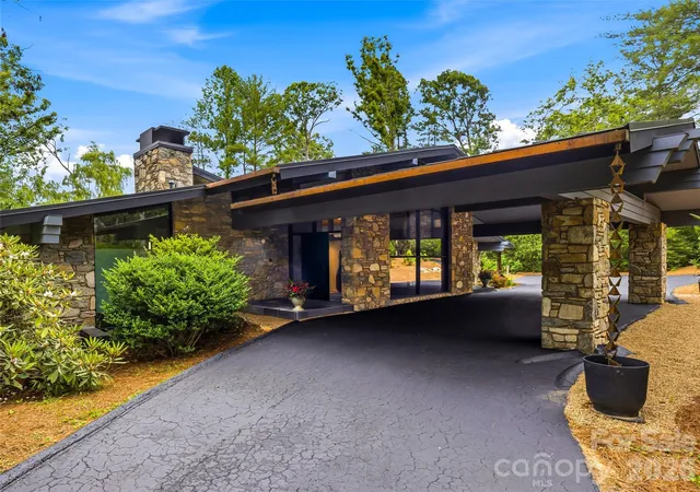 4th image of 3 Holly Hill Rd, Asheville, NC 28803 | MLS# 4396733