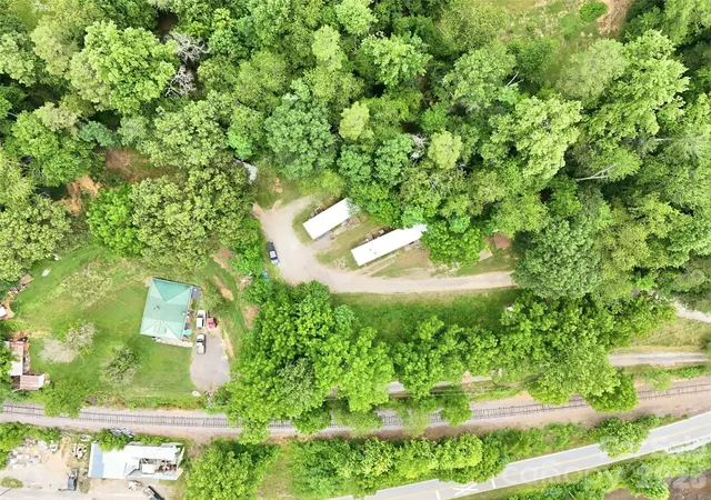 4th image of 126 Lindsey Rd, Candler, NC 28715 | MLS# 4396737