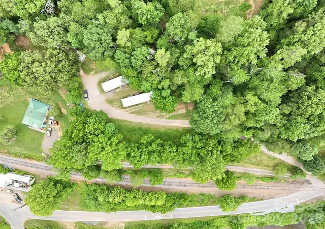 5th image of 126 Lindsey Rd, Candler, NC 28715 | MLS# 4396737