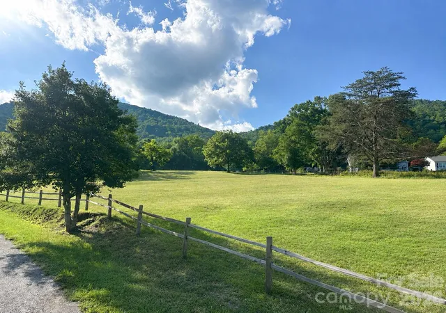 Photo 48 of Single family home for sale at 664 Paxton Crk Rd, Marion, NC 28752 | MLS# 4396742 | Listing updated on 2026-08-31