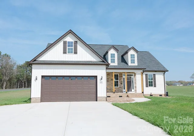 1st image of 209 Beths Ct, York, SC 29745 | MLS# 4396786