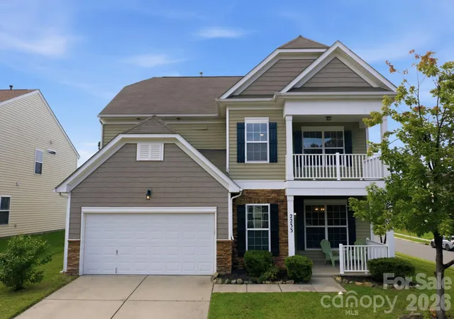 Photo 1 of Single family home for sale at 2233 Verde Crk Rd, Charlotte, NC 28214 | MLS# 4396797 | Listing updated on 2026-09-26