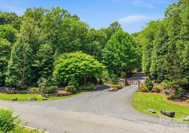 4th image of 8542 Indian Tr #28, Nebo, NC 28761 | MLS# 4396809