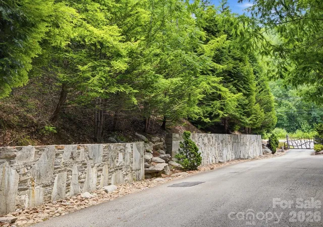 5th image of 8542 Indian Tr #28, Nebo, NC 28761 | MLS# 4396809