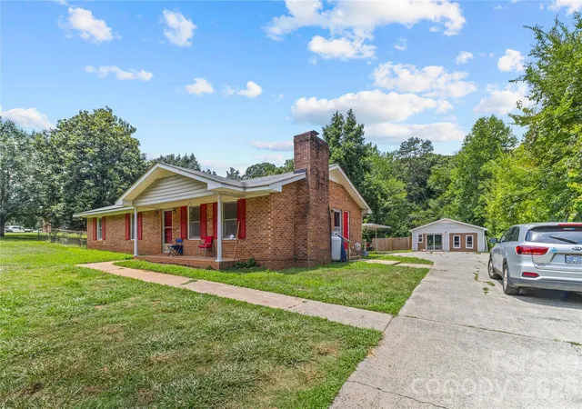 3rd image of 3304 Griffith Rd, Monroe, NC 28112 | MLS# 4396831