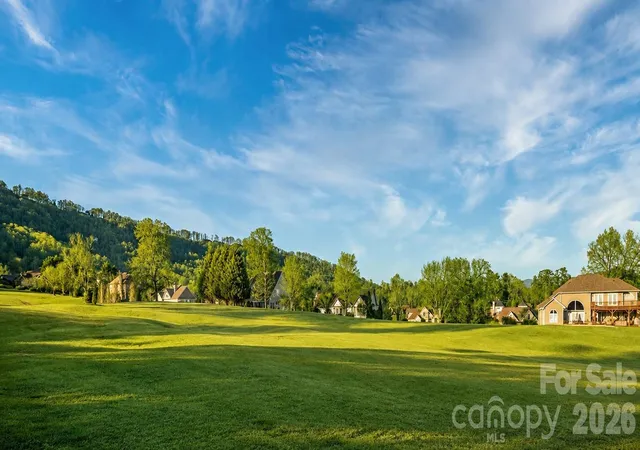2nd image of 40 Bunker Ct, Mills River, NC 28759 | MLS# 4396834