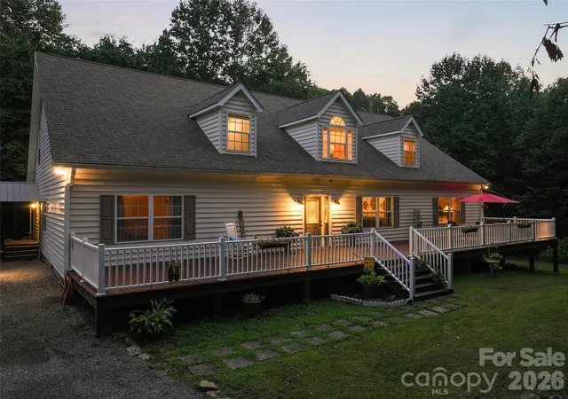 4th image of 165 Sequoyah Dr, Waynesville, NC 28785 | MLS# 4396850