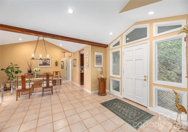 Photo 4 of Townhouse for sale at 94 Oakcrest Ln, Waynesville, NC 28786 | MLS# 4396856 | Listing updated on 2026-09-20