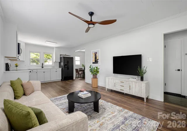 Homes for sale in Mooresville, NC | 445 Oakwood Ave, Mooresville, NC 28115 | MLS# 4396857