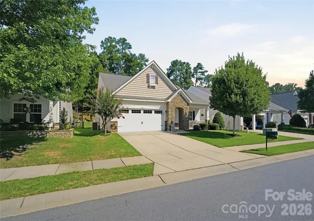 Photo 3 of Sale Pending at 1874 Larkspur Way, Fort Mill, SC 29708 | MLS# 4396891 | Listing updated on 2026-09-20