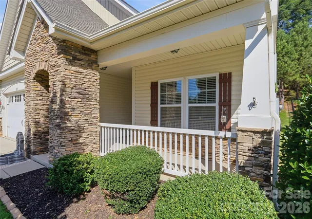 Photo 4 of Sale Pending at 1874 Larkspur Way, Fort Mill, SC 29708 | MLS# 4396891 | Listing updated on 2026-09-20