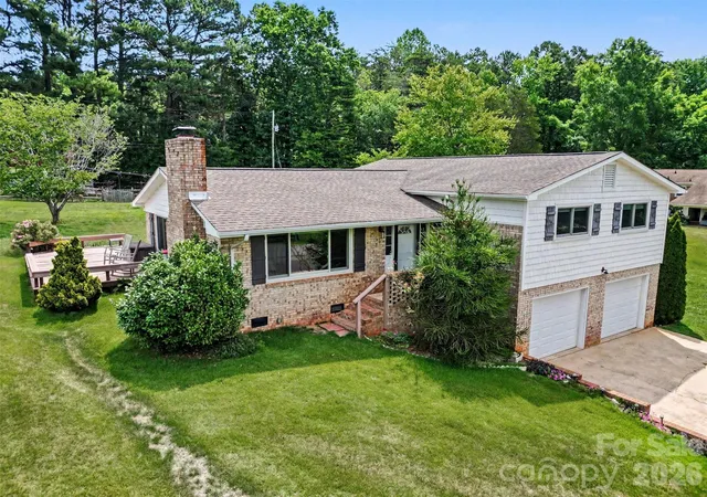 Photo 1 of Single family home for sale at 7107 Rolling Hills Dr, Sherrills Ford, NC 28673 | MLS# 4396922 | Listing updated on 2026-10-06