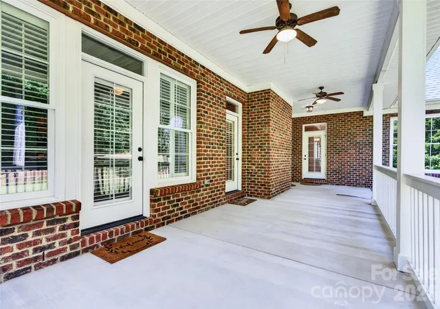 Homes for sale in Statesville, NC | 157 Natures Trl, Statesville, NC 28625 | MLS# 4396943