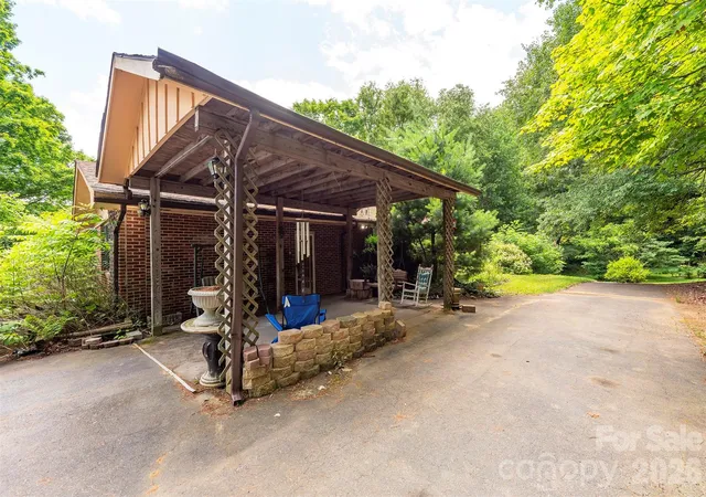 Homes for sale in Marshall, NC | 637 Fisher Ln, Marshall, NC 28753 | MLS# 4396966