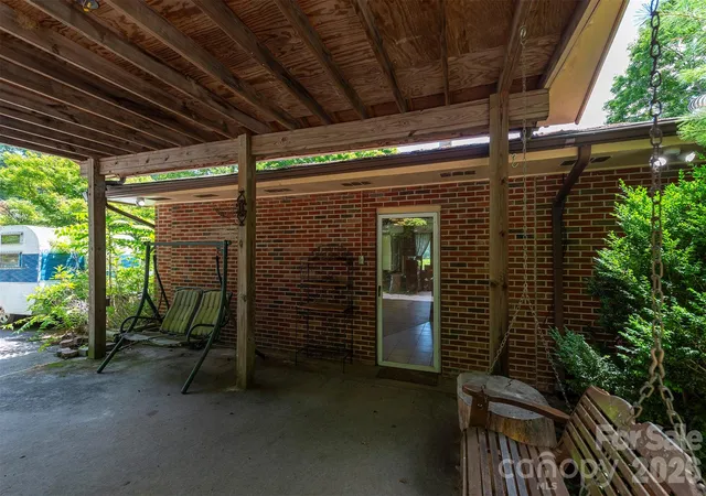 Homes for sale in Marshall, NC | 637 Fisher Ln, Marshall, NC 28753 | MLS# 4396966