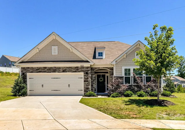 Photo 2 of Single family home for sale at 161 Cotton Fld Dr, Statesville, NC 28677 | MLS# 4396985 | Listing updated on 2026-09-06