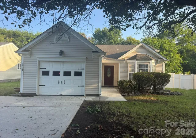 1st image of 4821 Renfrew Dr, Concord, NC 28027 | MLS# 4396998