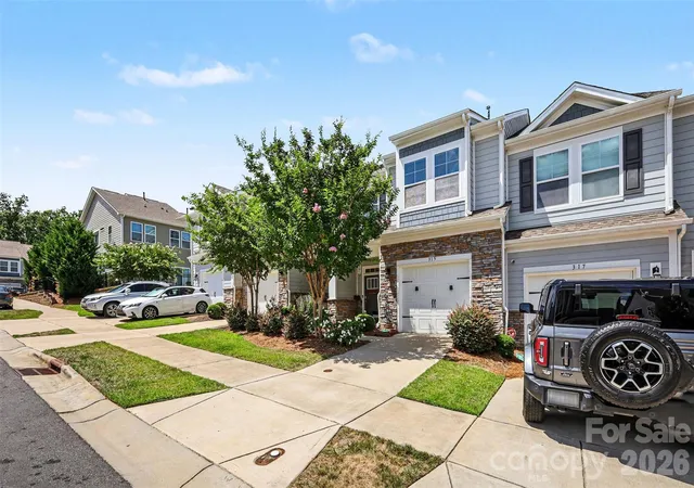 Photo 3 of Townhouse for sale at 315 Bulrush Rd, Clover, SC 29710 | MLS# 4396999 | Listing updated on 2026-08-13