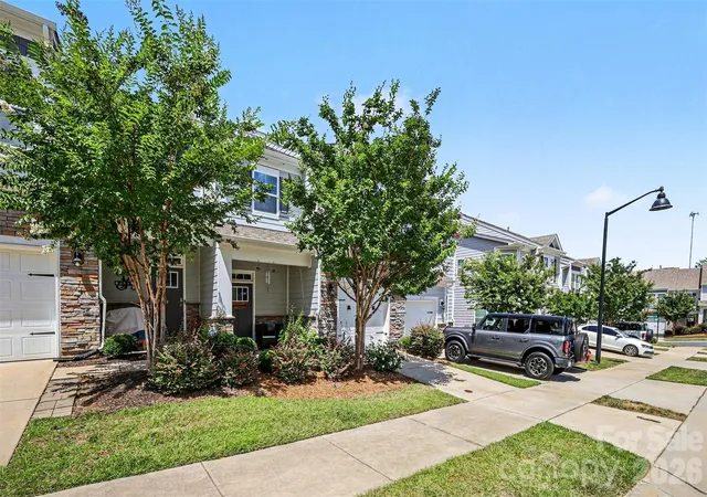 Photo 4 of Townhouse for sale at 315 Bulrush Rd, Clover, SC 29710 | MLS# 4396999 | Listing updated on 2026-08-13