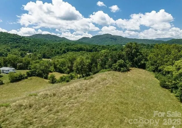 5th image of 37 Amber Ln, Clyde, NC 28721 | MLS# 4397012