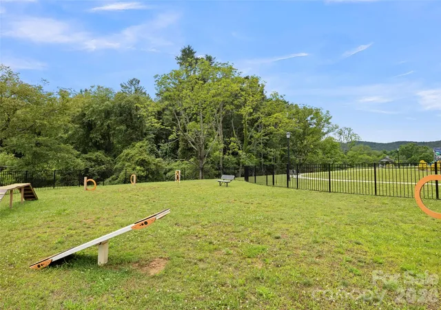 48th image of 582 Daniel Circle Dr, Mills River, NC 28759 | MLS# 4397023
