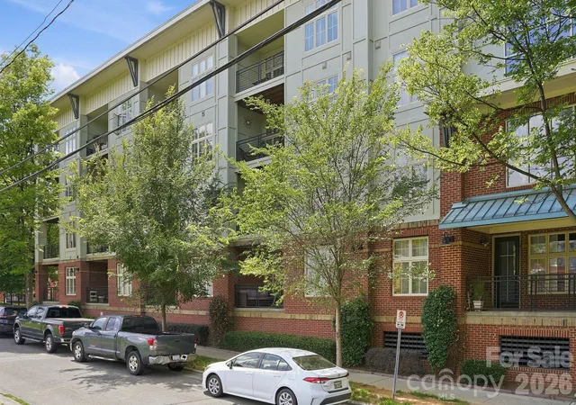 4th image of 1101 W 1St St #418, Charlotte, NC 28202 | MLS# 4397033