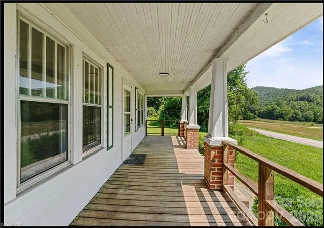 4th image of 6689 Nc Hwy 16, Millers Creek, NC 28651 | MLS# 4397036