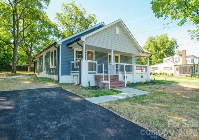 Photo 2 of Single family home for sale at 508 Plymouth St, Kannapolis, NC 28083 | MLS# 4397068 | Listing updated on 2026-08-05