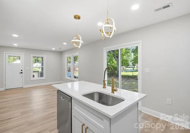 Photo 4 of Single family home for sale at 508 Plymouth St, Kannapolis, NC 28083 | MLS# 4397068 | Listing updated on 2026-08-05