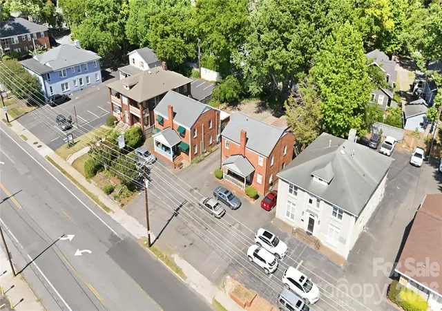 3rd image of 2213-2219 Park Rd, Charlotte, NC 28203