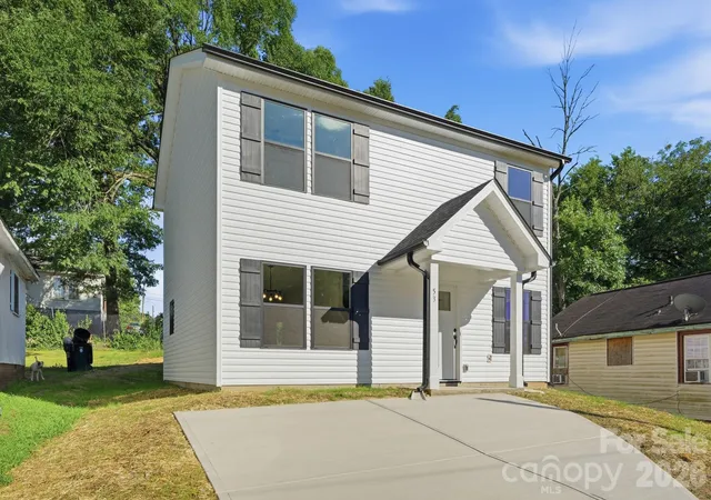Photo 2 of Single family home for sale at 53 Young Ave Sw, Concord, NC 28025 | MLS# 4397101 | Listing updated on 2026-09-17
