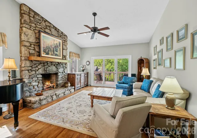 5th image of 52 Clubside Dr, Asheville, NC 28804 | MLS# 4397131