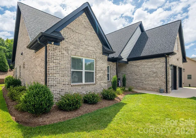Photo 1 of Single family home for sale at 4282 Holly Cir Ne, Conover, NC 28613 | MLS# 4397170 | Listing updated on 2026-09-19