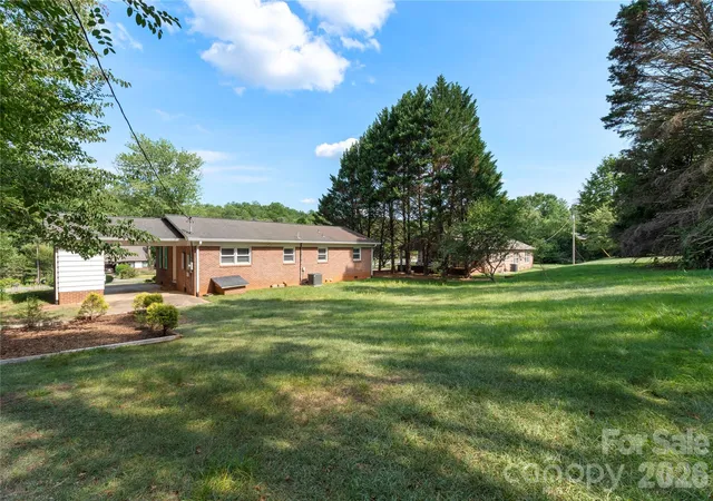 3rd image of 425 Bost Rd, Morganton, NC 28655 | MLS# 4397179