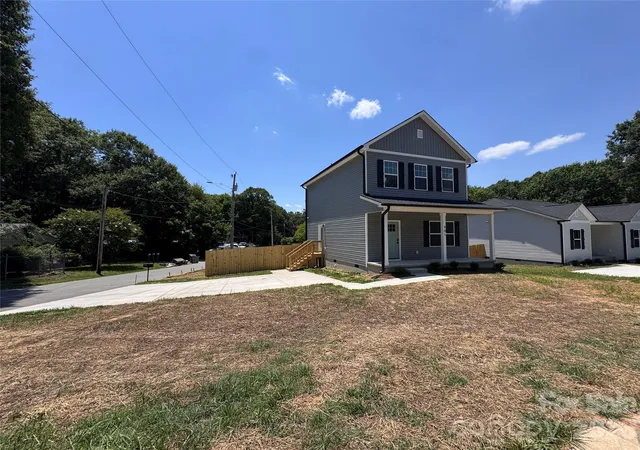 Homes for sale in Gastonia, NC | 401 N Firestone St, Gastonia, NC 28052 | MLS# 4397198