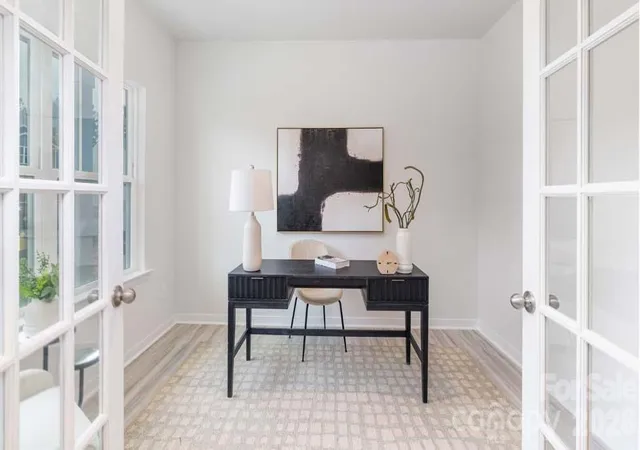 2nd image of 5128 Parker Forest Dr, Charlotte, NC 28215 | MLS# 4397202