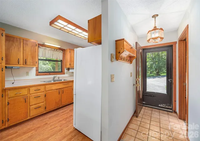 3rd image of 1575 Red Maple Dr, Waynesville, NC 28785 | MLS# 4397209