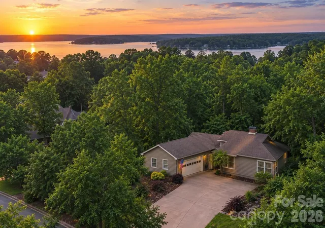 Photo 1 of Single family home for sale at 18 Shipmaster Ct, Clover, SC 29710 | MLS# 4397222 | Listing updated on 2026-08-21