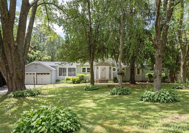 Photo 1 of Single family home for sale at 79 Edgewood Dr, Arden, NC 28704 | MLS# 4397224 | Listing updated on 2026-09-16
