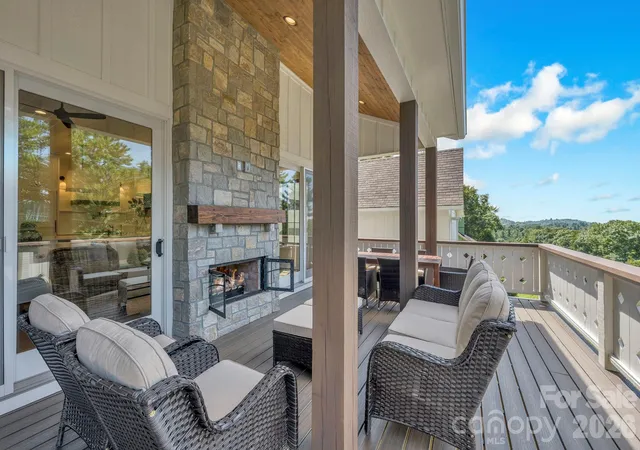 Photo 4 of Single family home for sale at 253 Old Boone Rd, Blowing Rock, NC 28605 | MLS# 4397226 | Listing updated on 2026-10-15