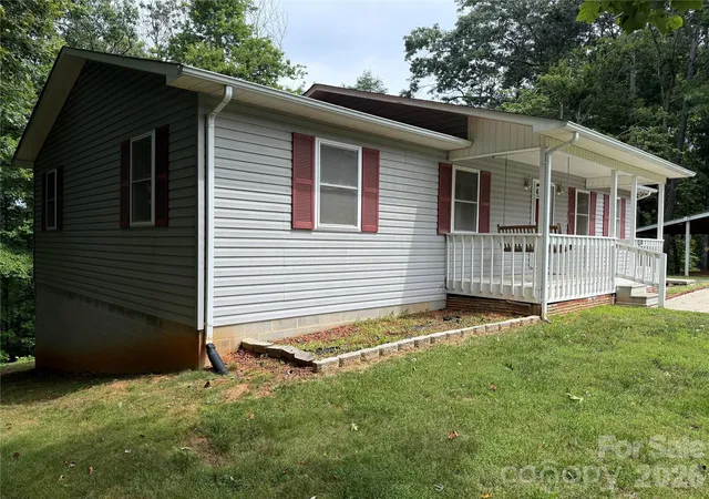 Photo 5 of Single family home for sale at 628 Hidden View Loop, Marion, NC 28752 | MLS# 4397253 | Listing updated on 2026-07-15