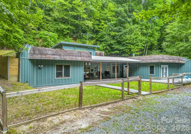 Homes for sale in Pisgah Forest, NC | 707 Cascade Trl, Pisgah Forest, NC 28768 | MLS# 4397276