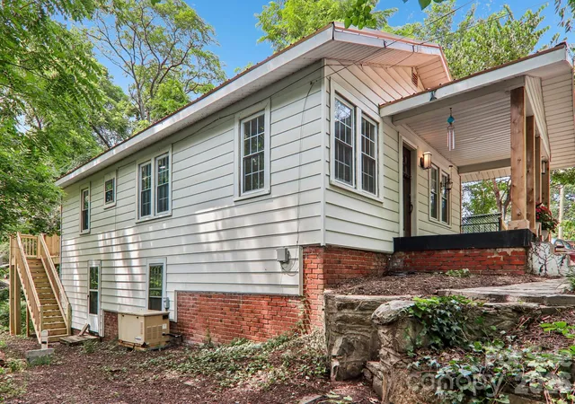 39th image of 5 Belmont Ave, Asheville, NC 28806 | MLS# 4397303