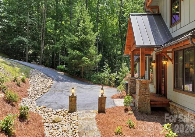 Photo 3 of Single family home for sale at 185 Songcatcher Ct, Tuckasegee, NC 28783 | MLS# 4397317 | Listing updated on 2026-07-01