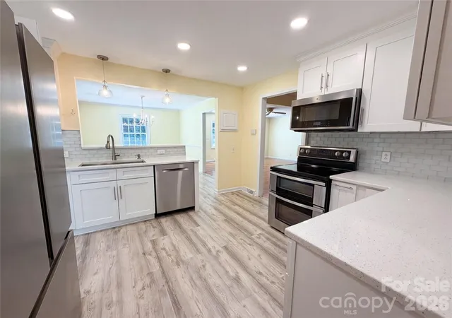 Photo 2 of Single family home for sale at 501 Derby Ct, Gastonia, NC 28054 | MLS# 4397339 | Listing updated on 2026-09-17