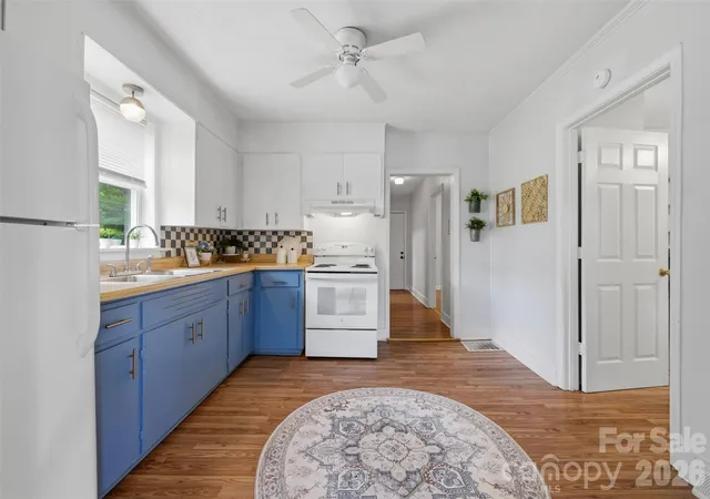 Photo 3 of Single family home for sale at 1320 Tom Fox St, Morganton, NC 28655 | MLS# 4397352 | Listing updated on 2026-09-15