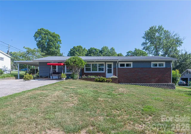 Photo 1 of Single family home for sale at 1928 Marigold Ln, Hudson, NC 28638 | MLS# 4397368 | Listing updated on 2026-08-27
